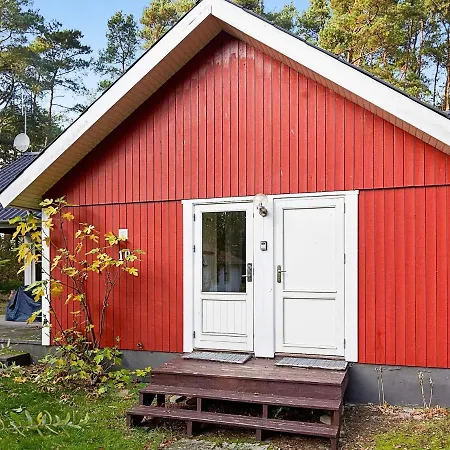 Holiday home 6 Person In Aakirkeby